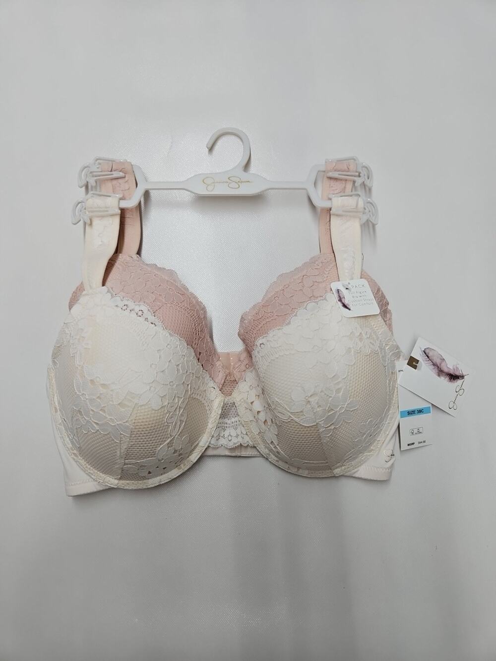 Jessica Simpson Full Figure Bra With Cushion Straps For Comfort Size 38C...